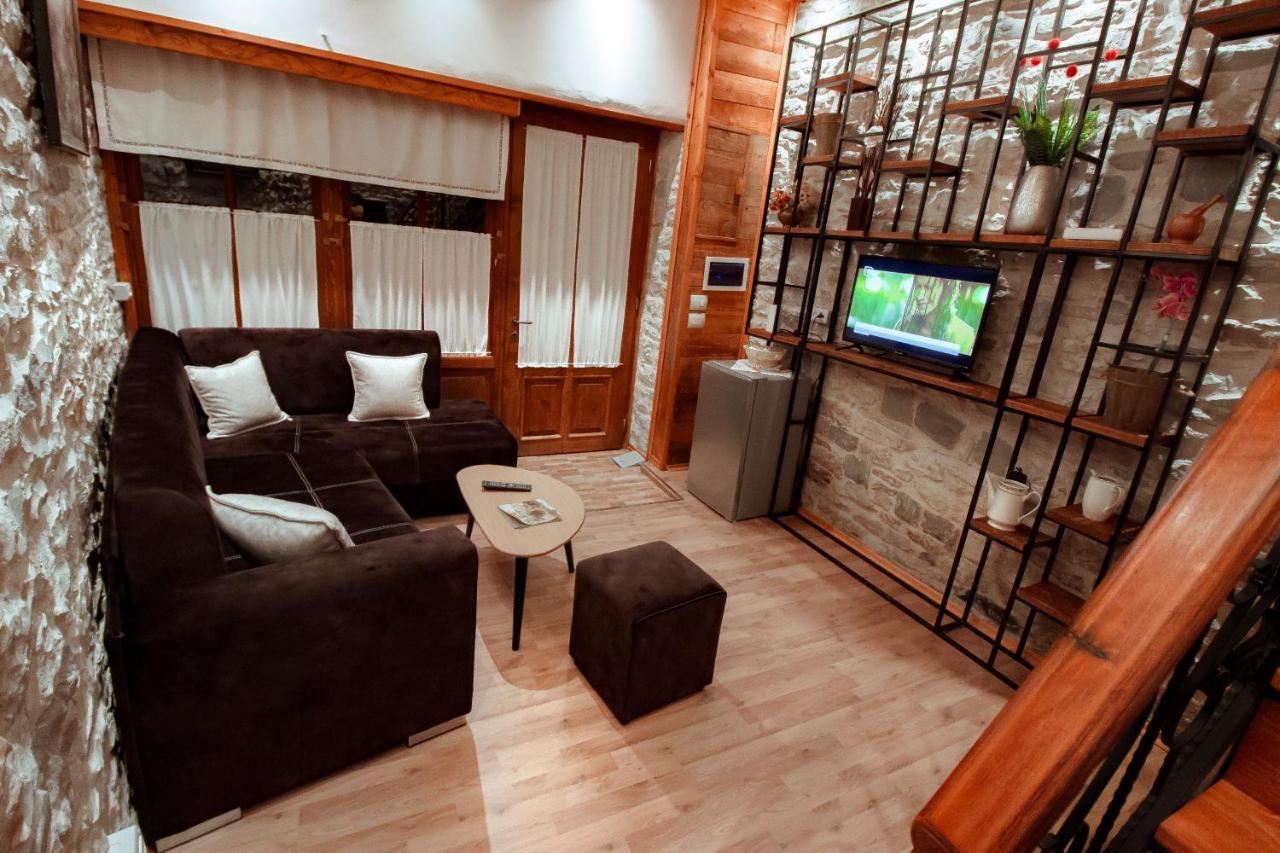 Duplex Apartment Viktoria Gjirokaster Exterior photo